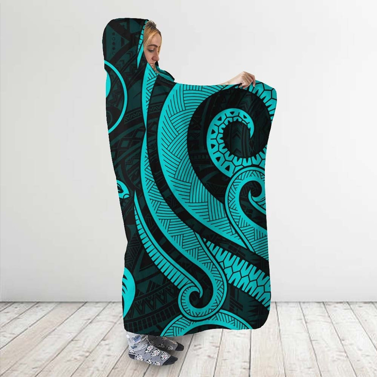 Yap Hooded Blanket - Turquoise Tentacle Turtle 4