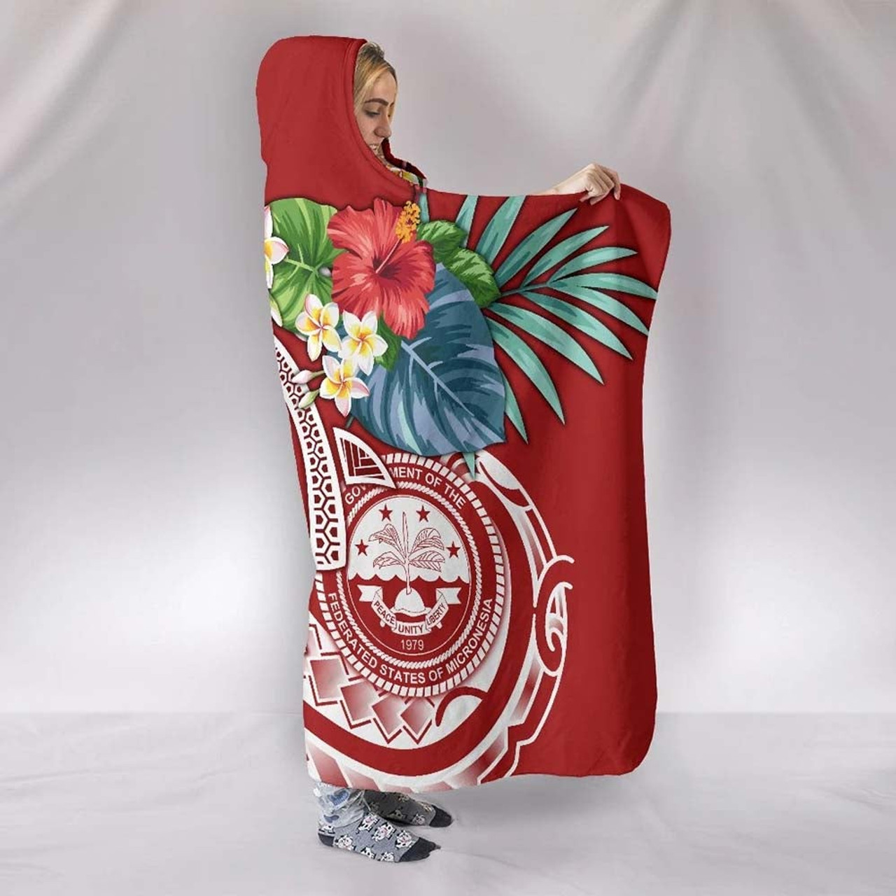 Federated States Of Micronesia Polynesian Hooded Blanket - Summer Plumeria (Red) 2