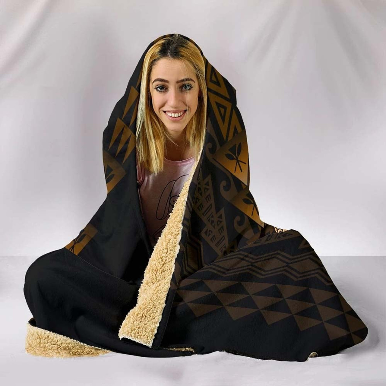 Hawaii Polynesian Hooded Blanket - Ikaika Hawaiian 5