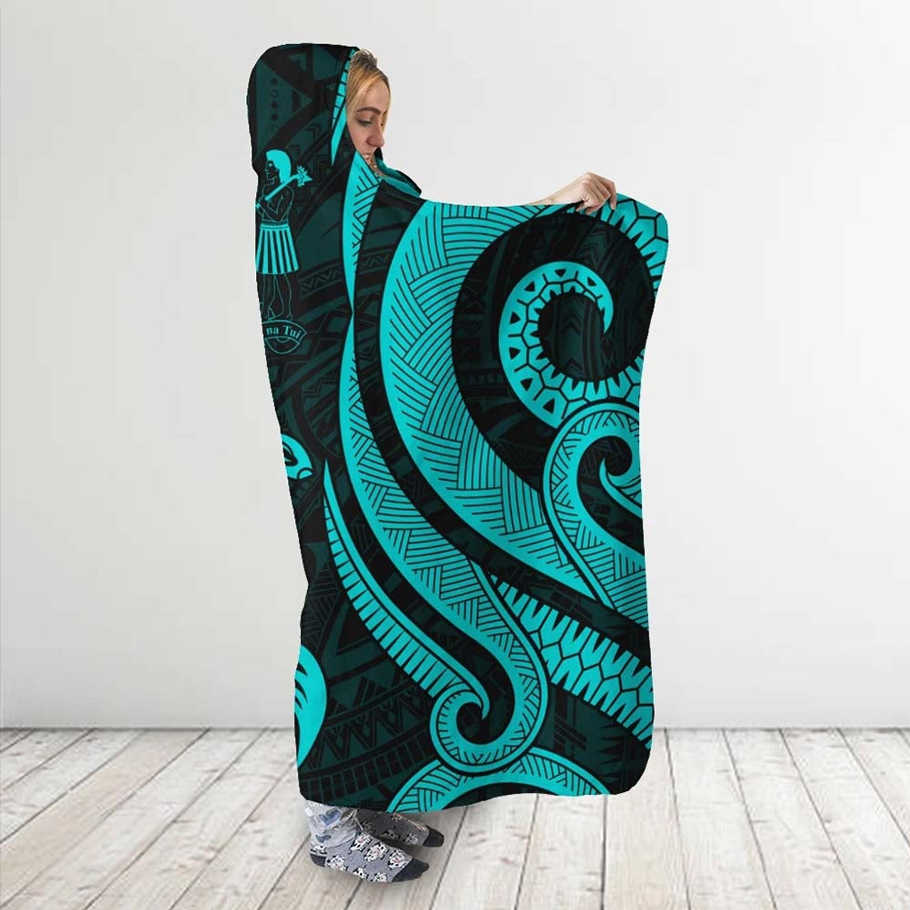 Fiji Hooded Blanket - Turquoise Tentacle Turtle Crest 3