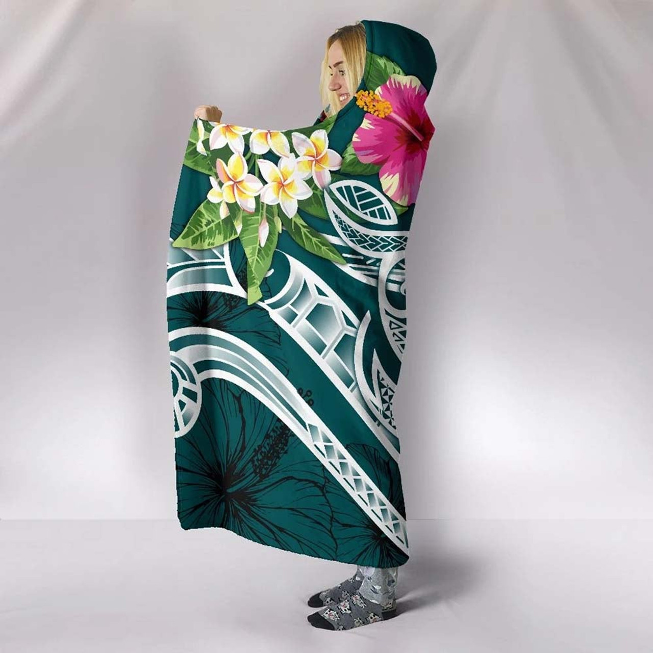 Nauru Polynesian Hooded Blanket - Summer Plumeria (Turquoise) 4