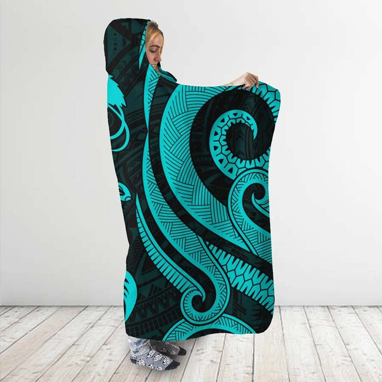 Papua New Guinea Hooded Blanket - Turquoise Tentacle Turtle 3