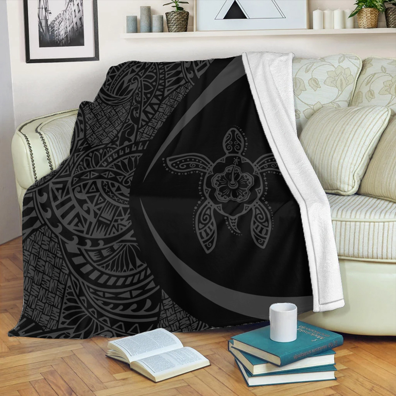 Hawaii Premium Blanket Turtle Hibiscus Lauhala Black Gray Circle