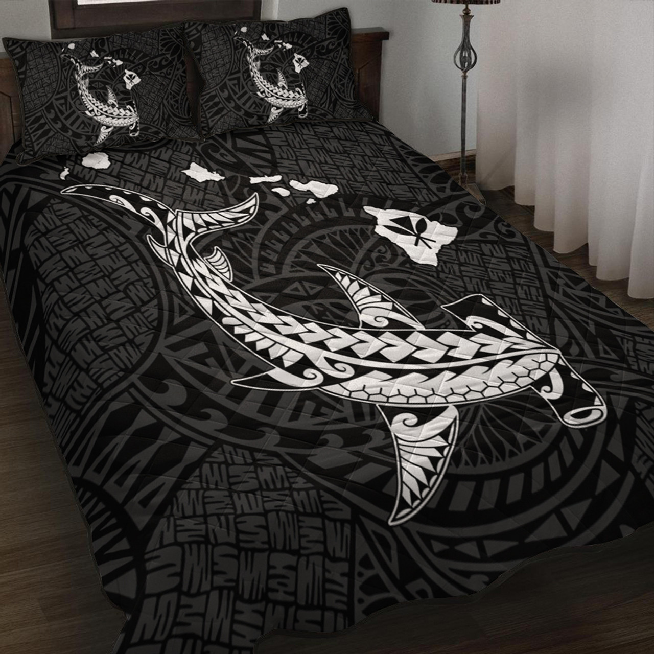 Hawaii Quilt Bed Set Hawaiian Native Map Hammerhead Shark White