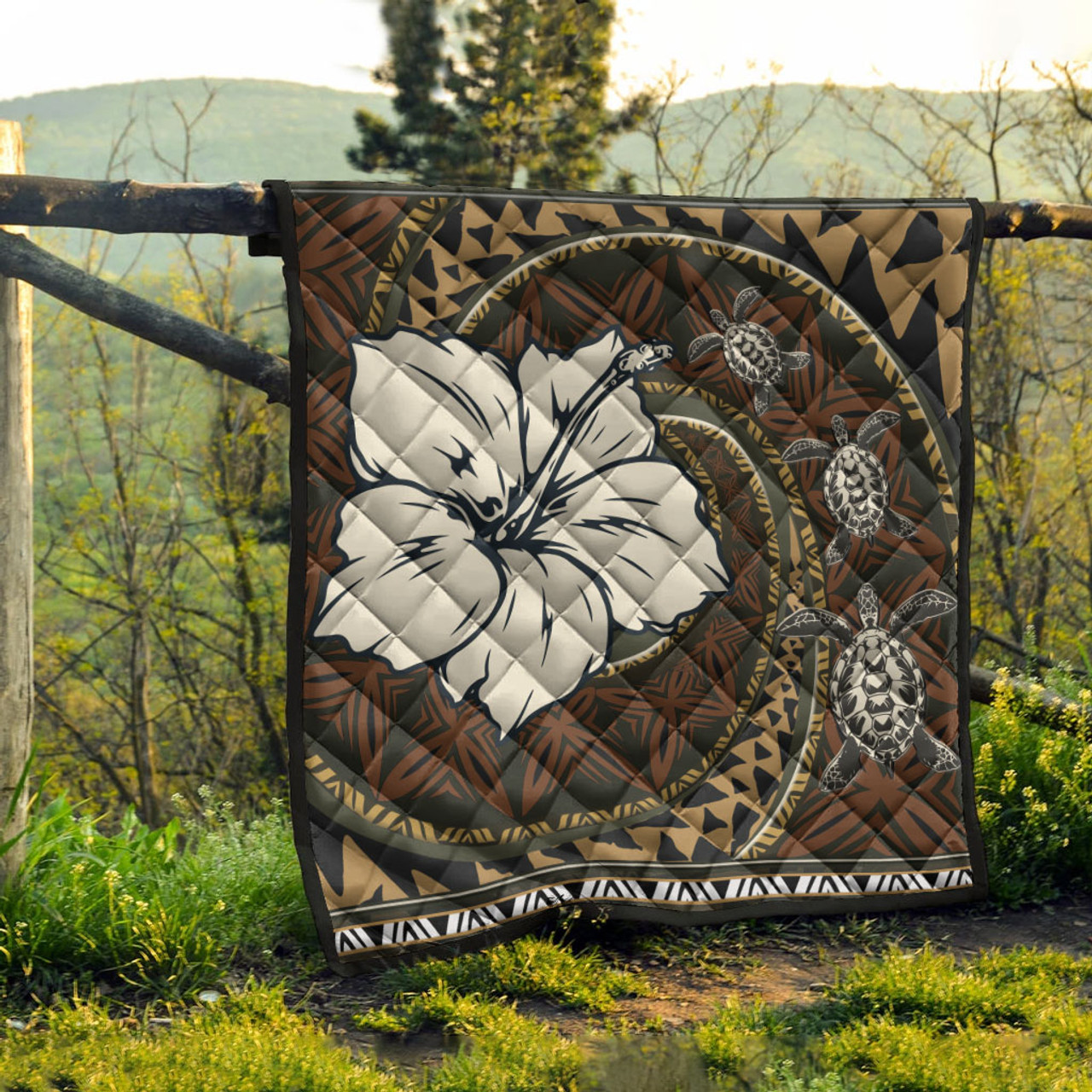 Polynesian Turtle Retro Style Premium Quilt