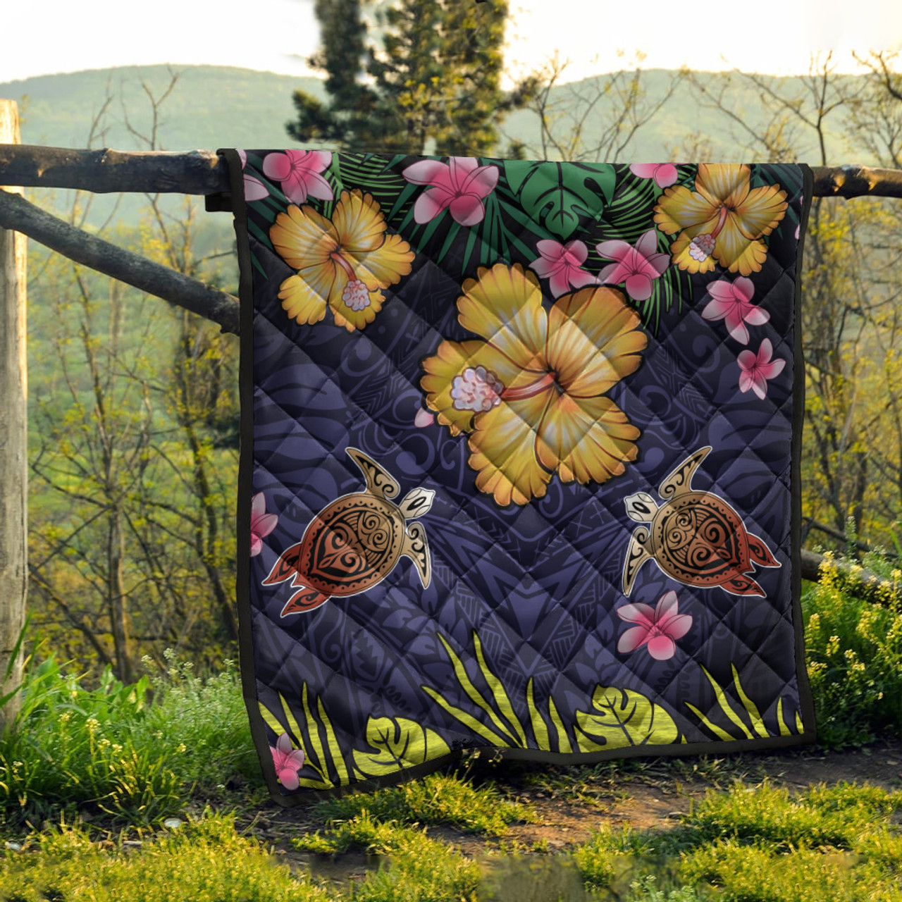 Hawaii Premium Quilt Polynesian Patterns Turtle Couple Hibiscus Plumeria Flowers