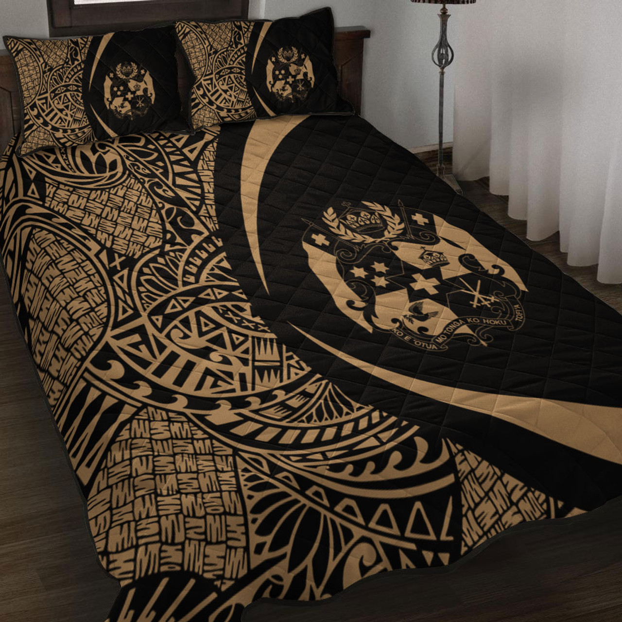 Tonga Quilt Bed Set Lauhala Gold Circle Style