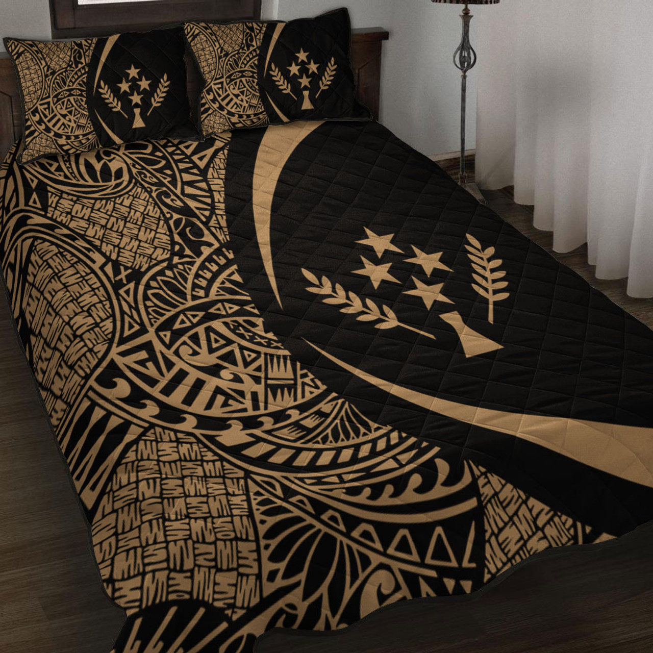 Kosrae Quilt Bed Set Lauhala Gold Circle Style