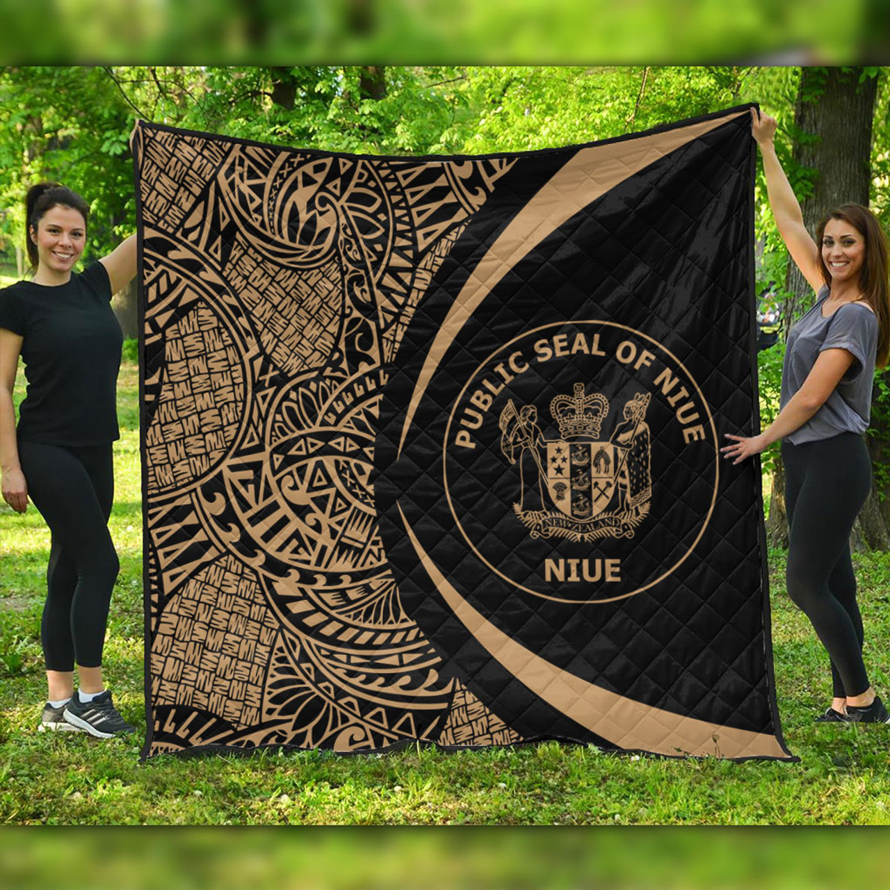 Niue Premium Quilt Lauhala Gold Circle Style