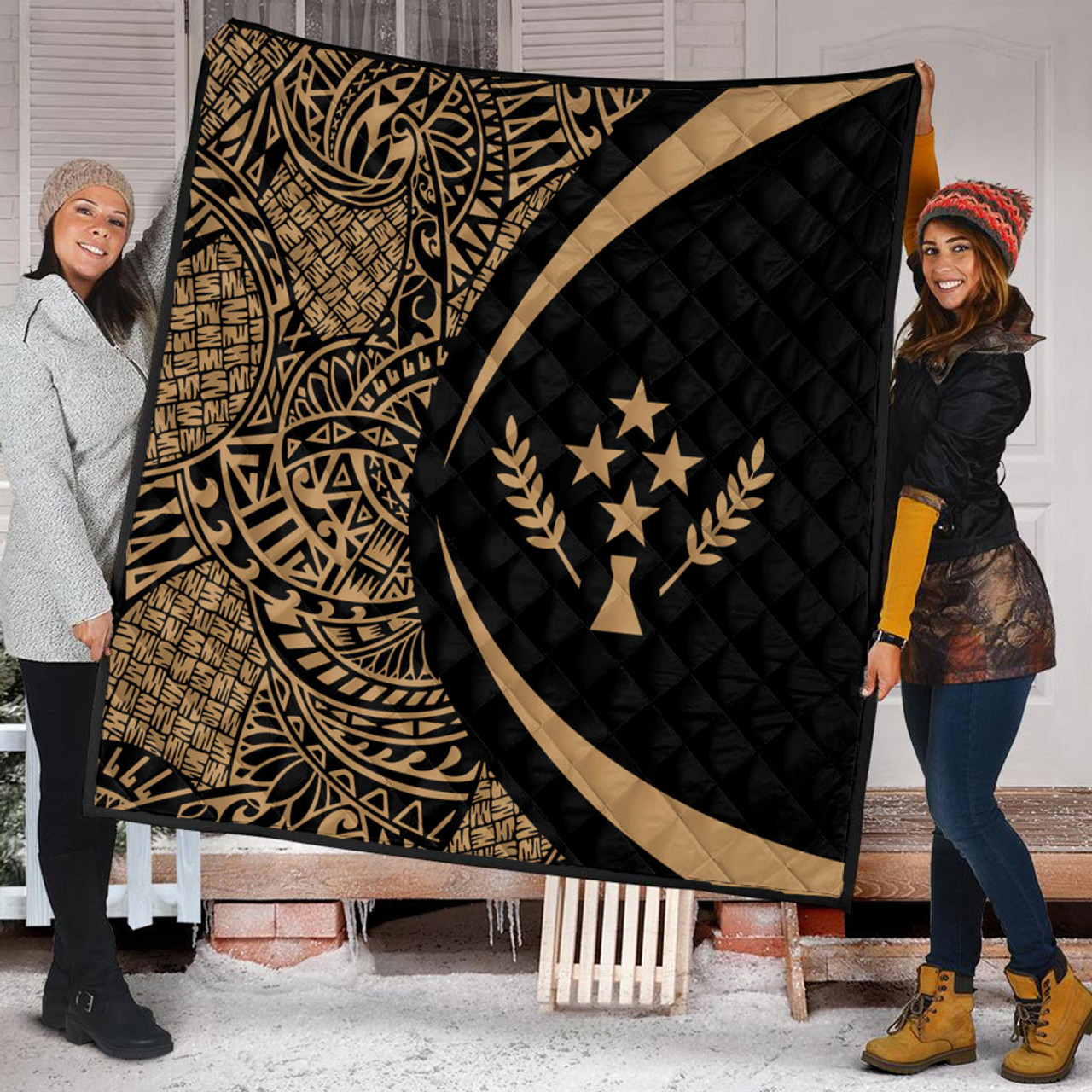 Kosrae Premium Quilt Lauhala Gold Circle Style