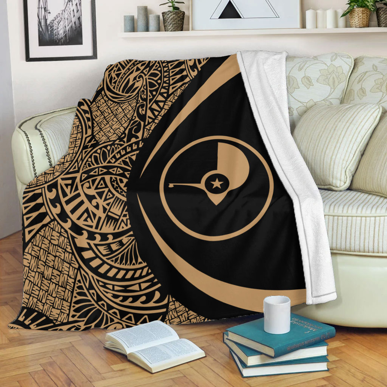 Yap State Premium Blanket Lauhala Gold Circle Style