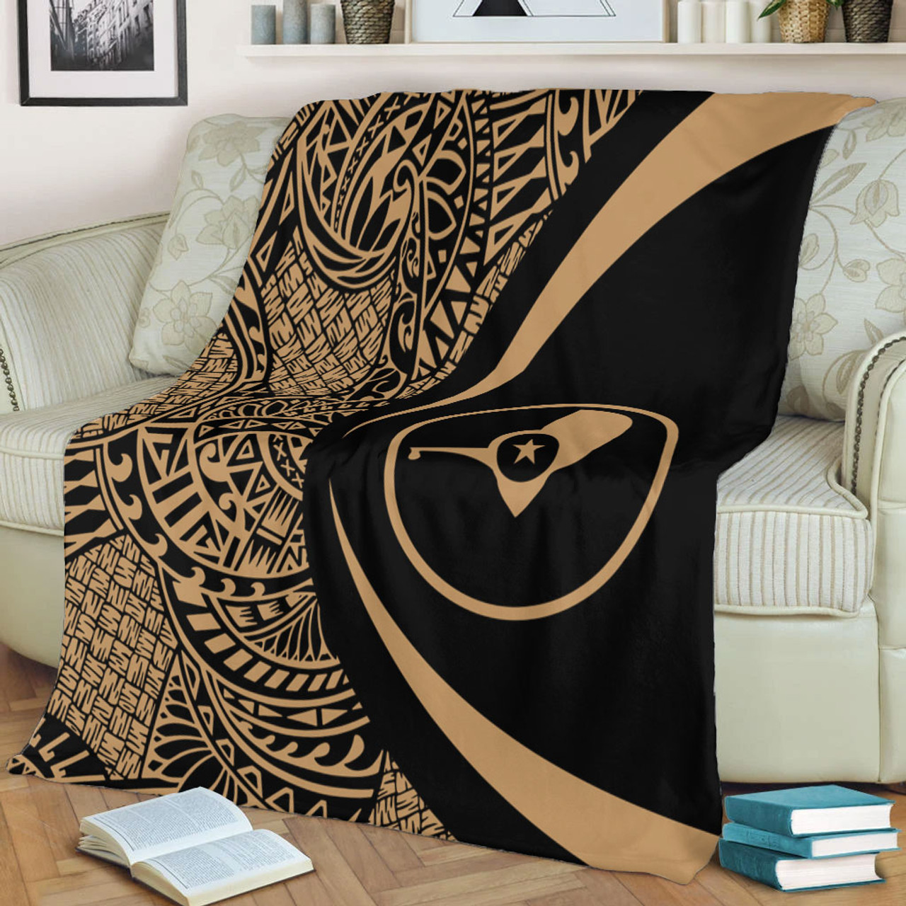 Yap State Premium Blanket Lauhala Gold Circle Style