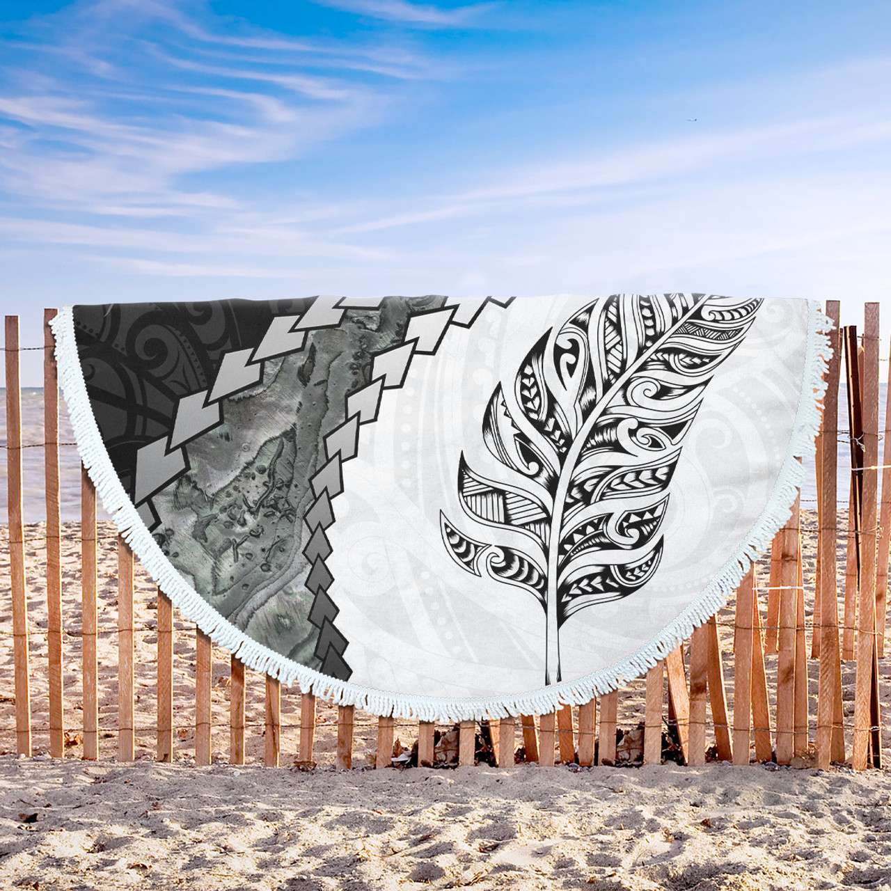 New Zealand Beach Blanket Silver Fern Maori Pattern
