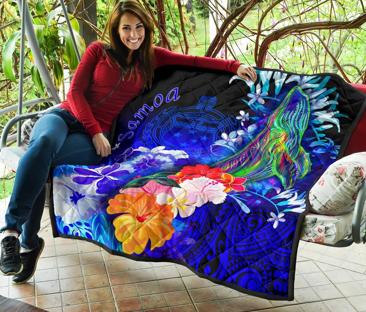 Samoa Premium Quilt - Humpback Whale with Tropical Flowers (Blue) 7