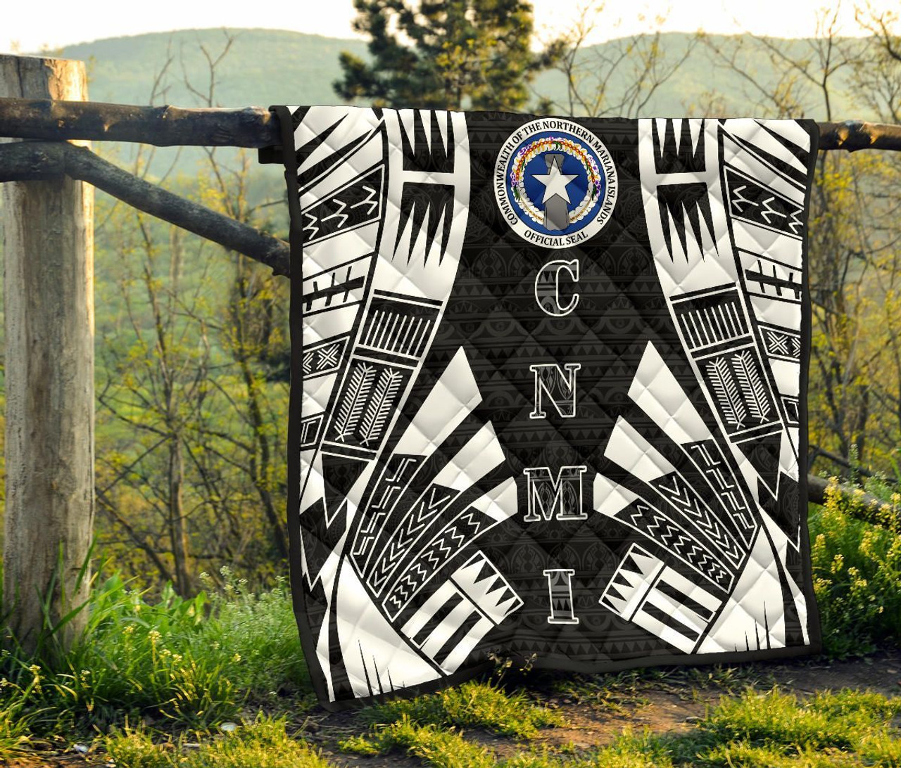 Northern Mariana Islands Premium Quilt - Northern Mariana Islands Seal Polynesian White Tattoo (Black) 8