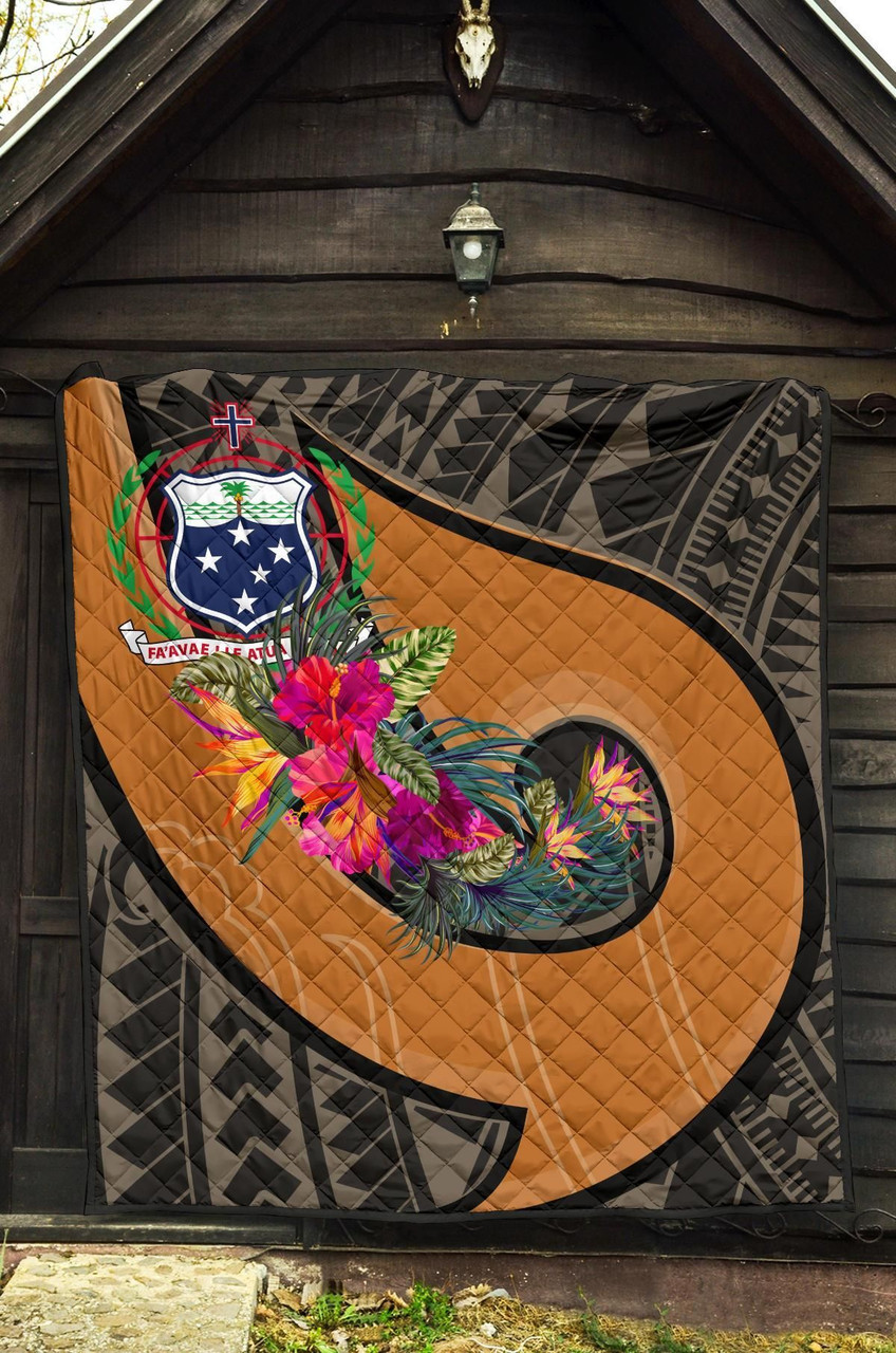 Samoa Premium Quilt - Polynesian Hook And Hibiscus (Nude) 6