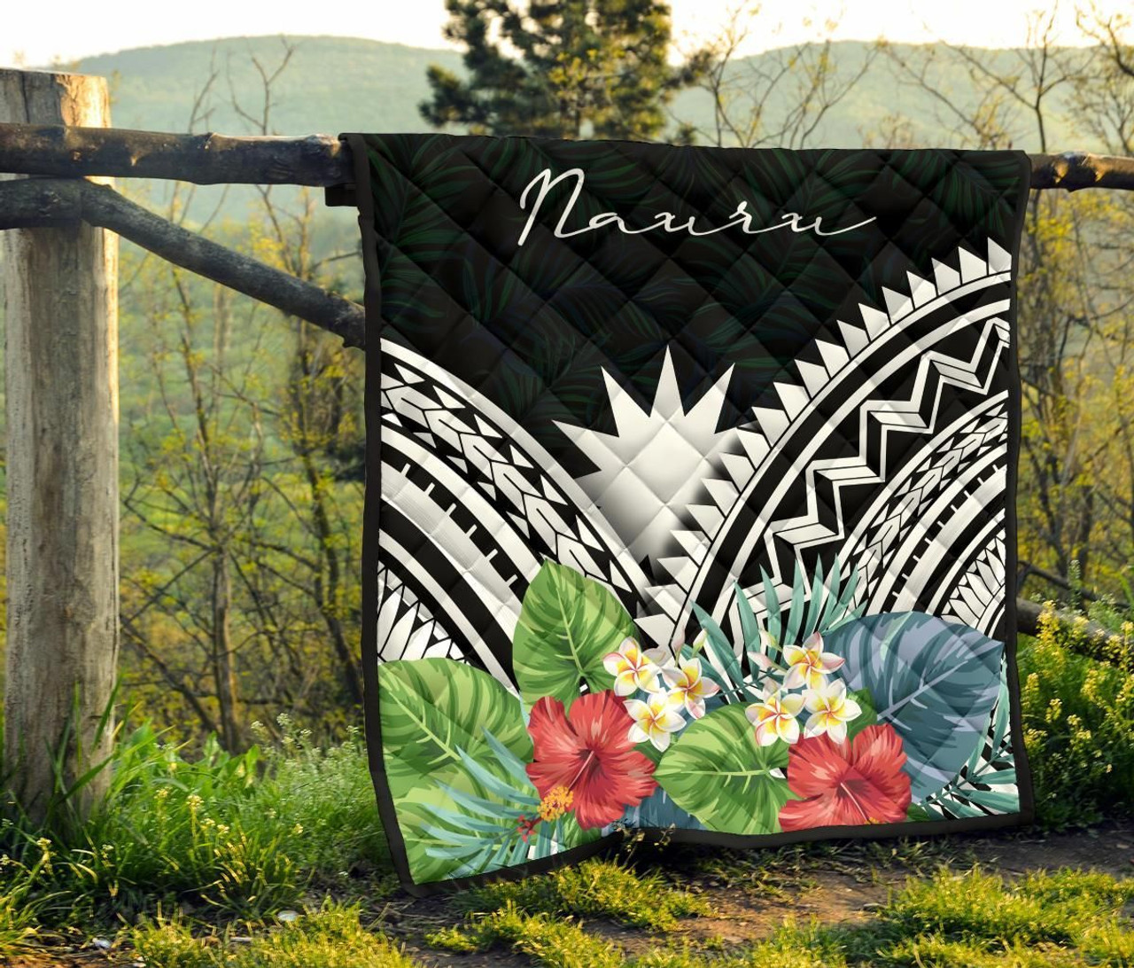 Nauru Premium Quilt - Nauru Coat of Arms & Polynesian Tropical Flowers White 8