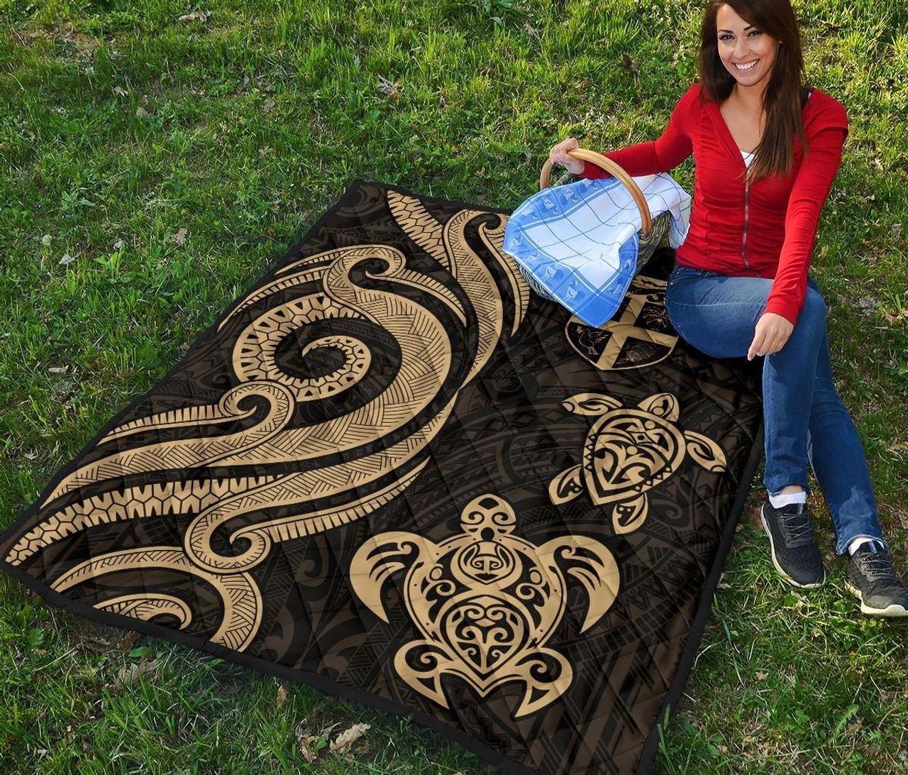 Fiji Polynesian Premium Quilt - Gold Tentacle Turtle 6