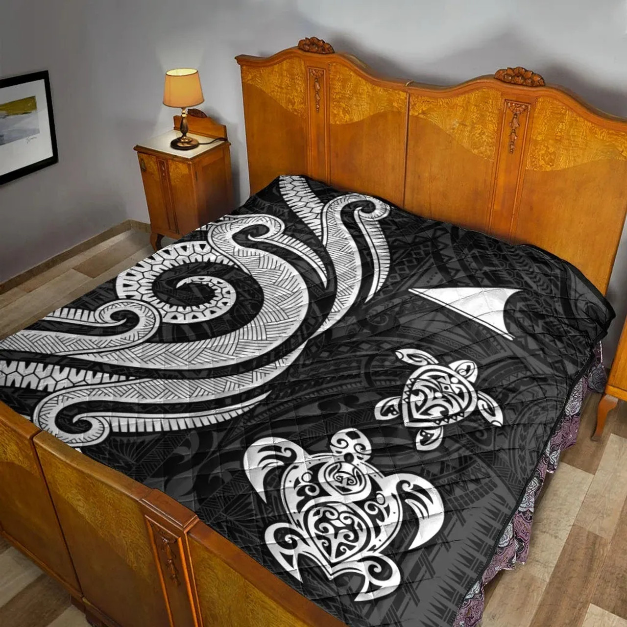 Tokelau Premium Quilt - White Tentacle Turtle 10