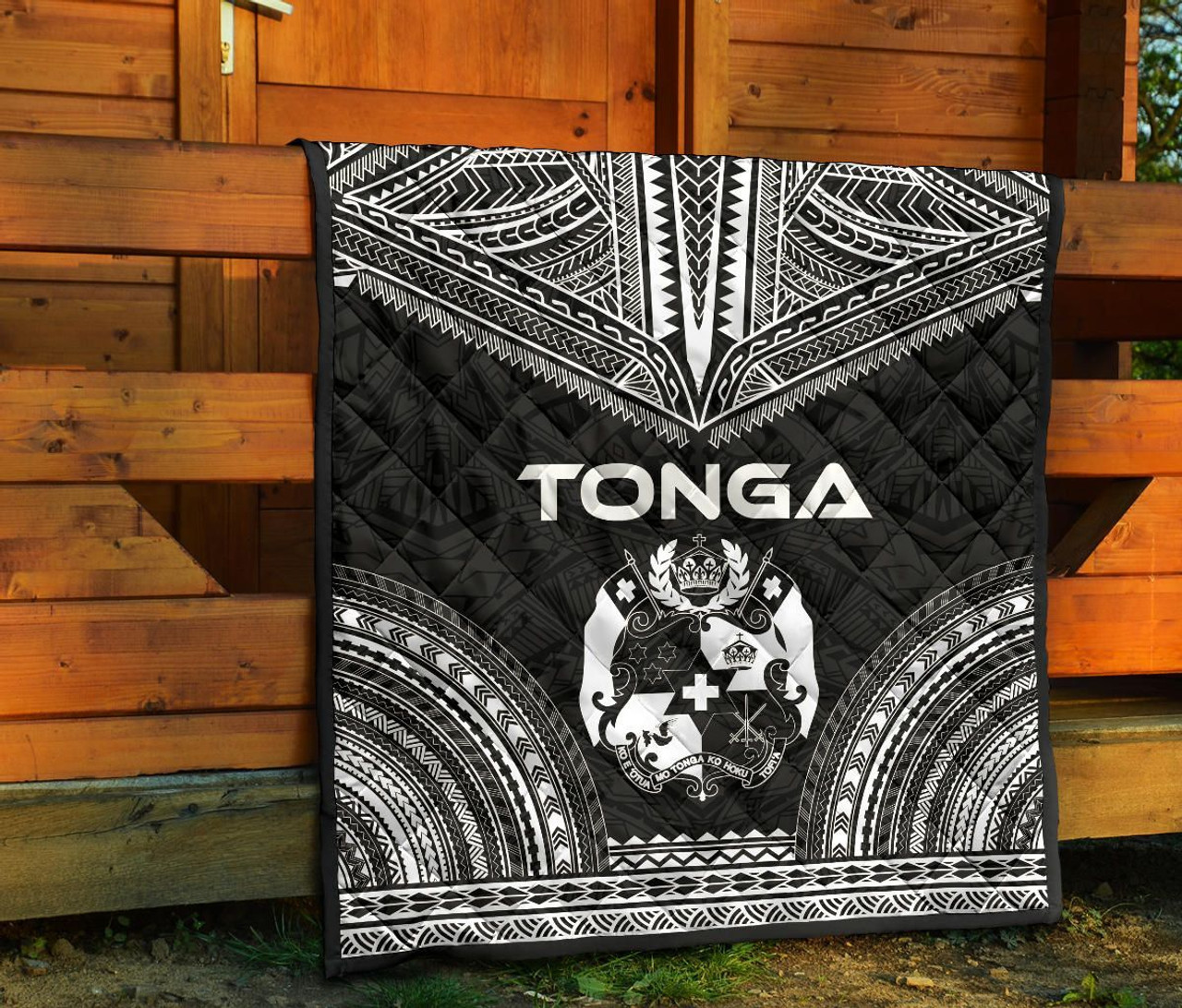 Tonga Premium Quilt - Tonga Coat Of Arms Polynesian Chief Black Version 7