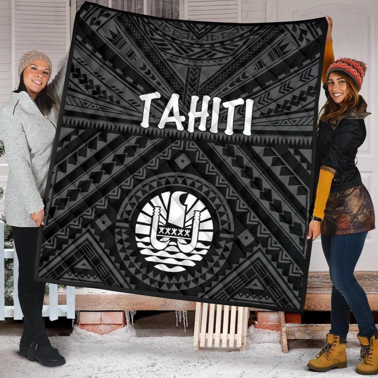 Tahiti Premium Quilt - Tahiti Seal In Polynesian Tattoo Style (Black) 1