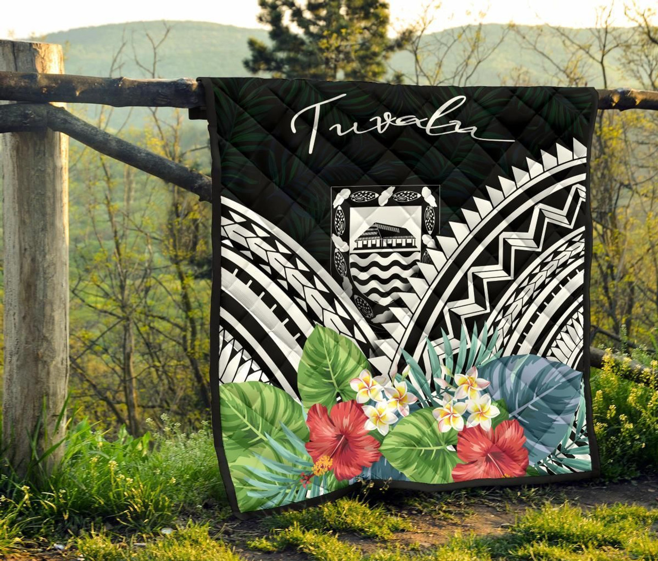 Tuvalu Premium Quilt - Tuvalu Coat of Arms & Polynesian Tropical Flowers White 8