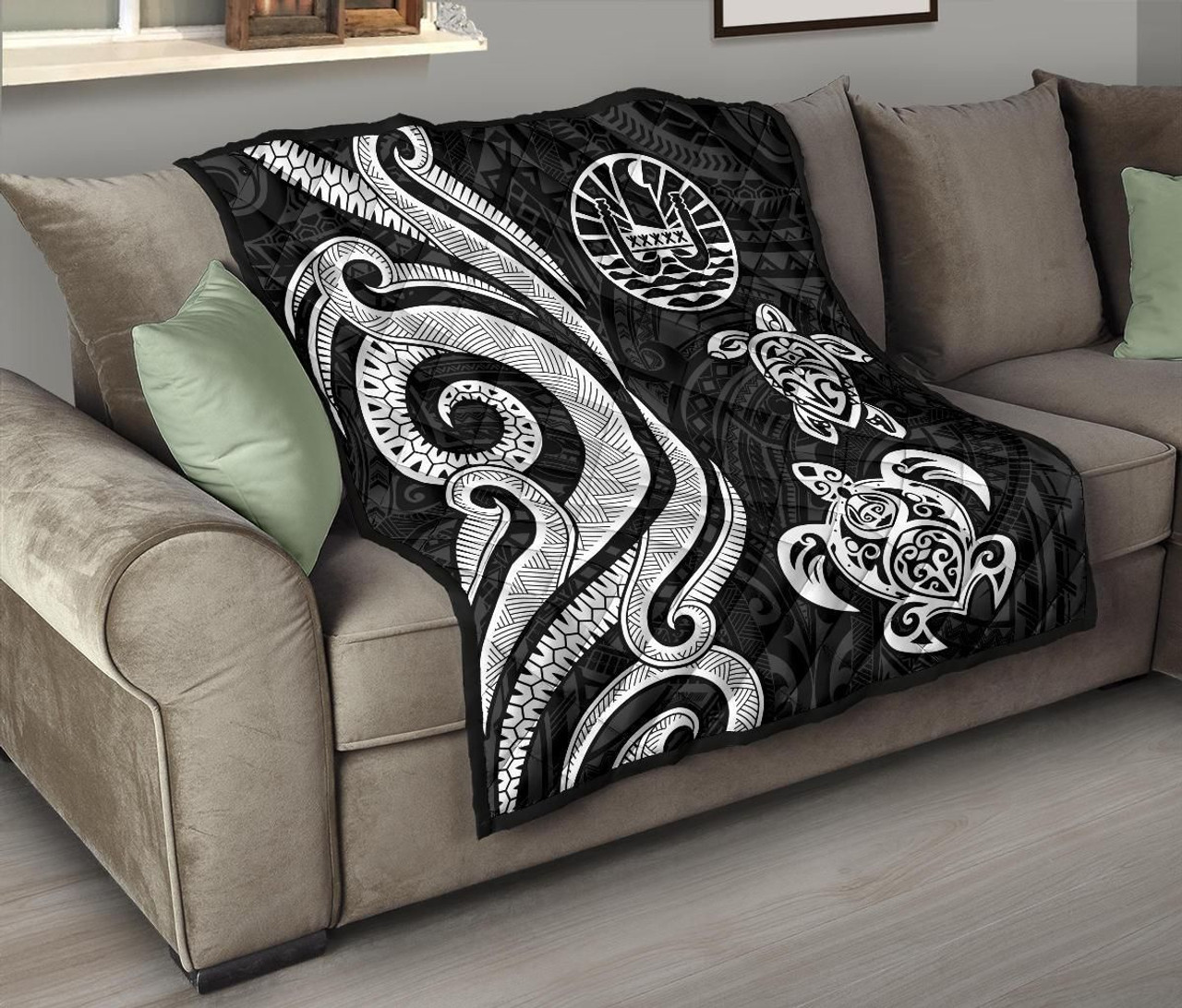 Tahiti Polynesian Premium Quilt - White Tentacle Turtle 9