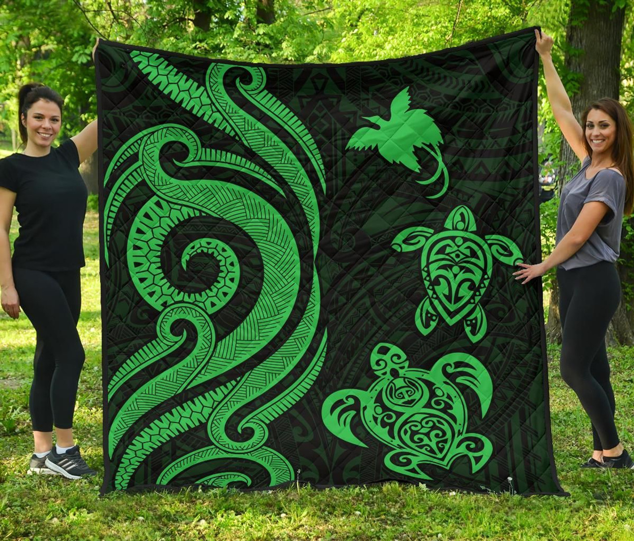 Papua New Guinea Premium Quilt - Green Tentacle Turtle 1