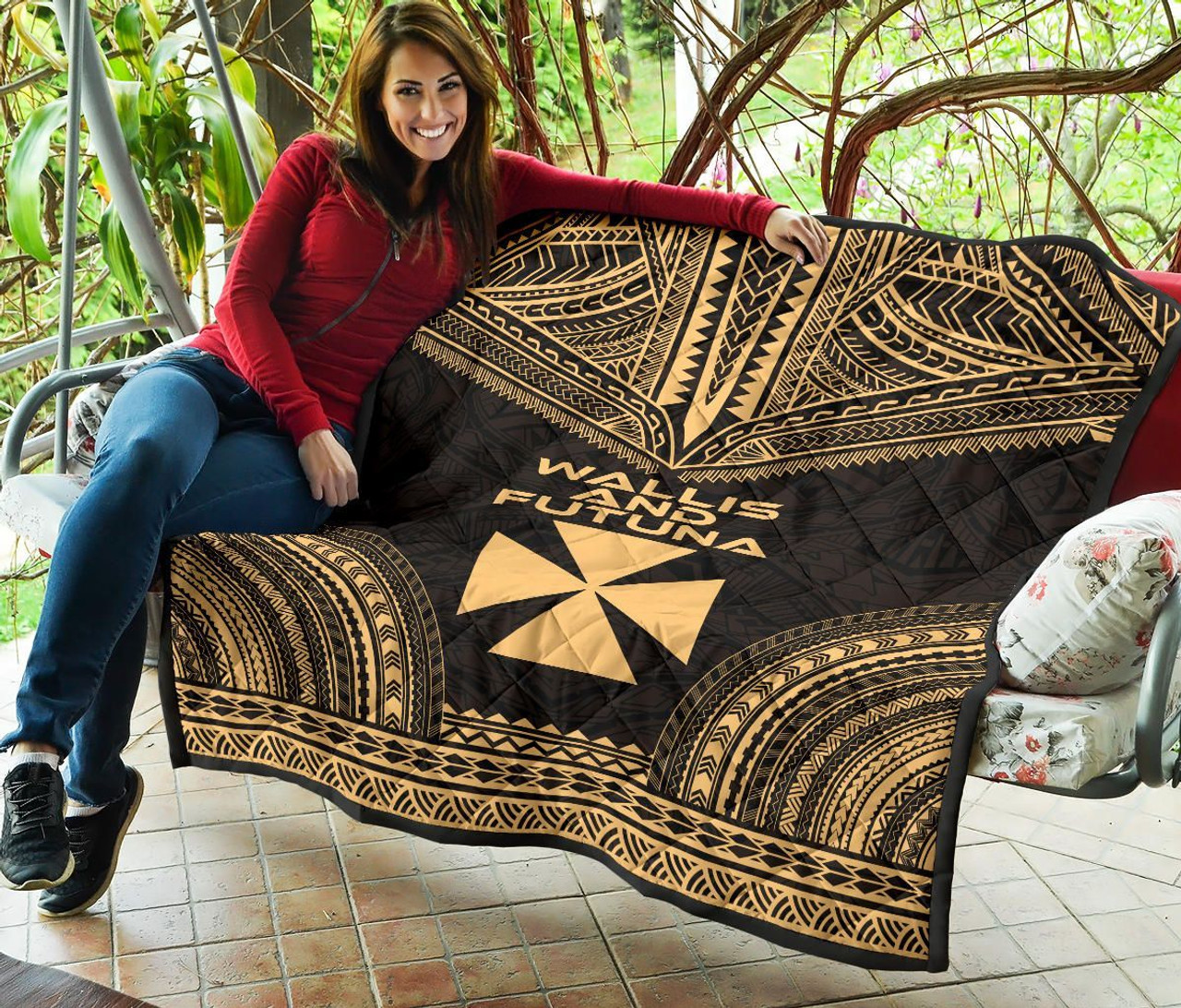 Wallis And Futuna Premium Quilt - Wallis And Futuna Coat Of Arms Polynesian Chief Gold Version 5