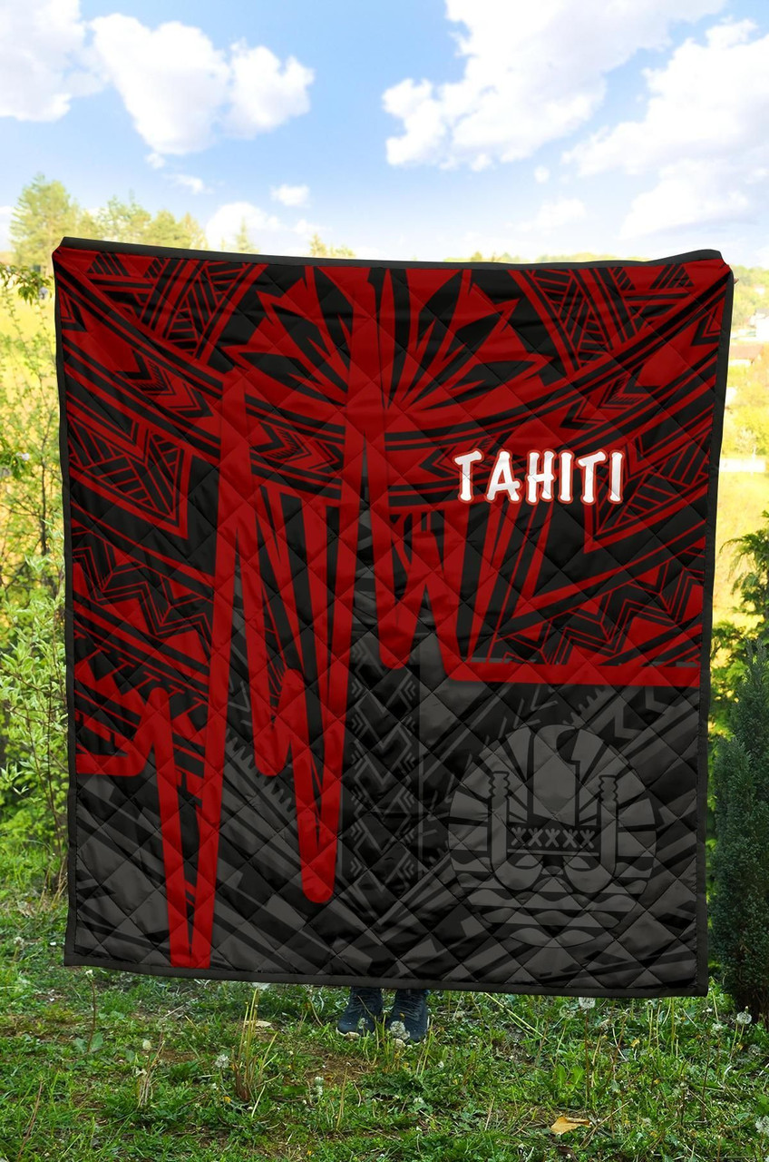 Tahiti Premium Quilt - Tahiti Seal In Heartbeat Patterns Style (Red) 7
