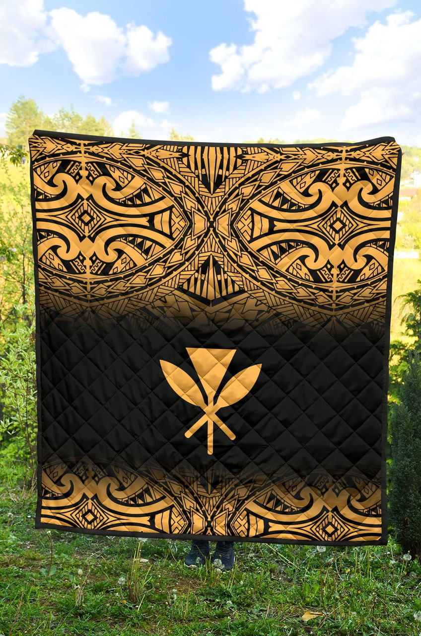 Hawaii Premium Quilt - Gold Kanaka Maoli Polynesian Tattoo & Black Frog 5