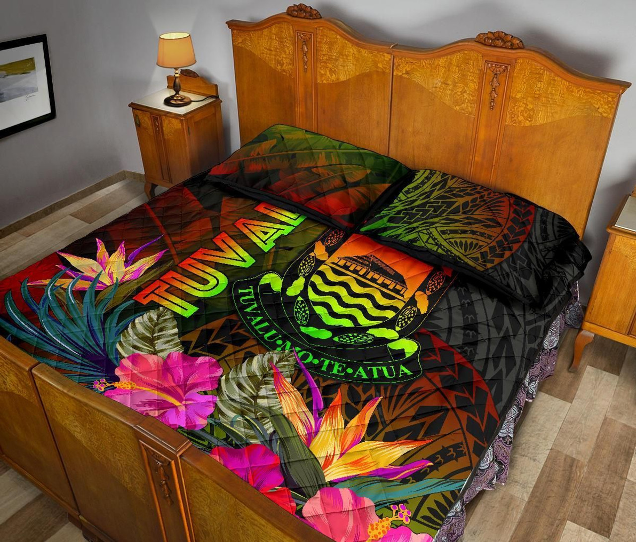 Tuvalu Polynesian Quilt Bed Set - Hibiscus and Banana Leaves 4