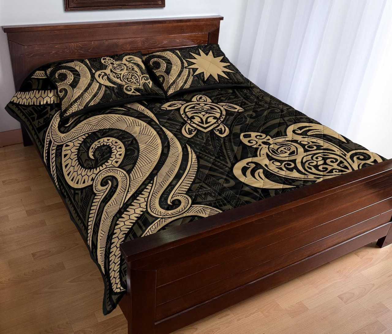 Nauru Quilt Bed Set - Gold Tentacle Turtle