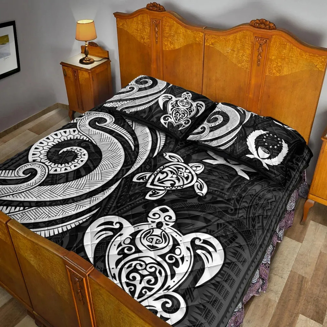 Pohnpei Quilt Bed Set - White Tentacle Turtle 4