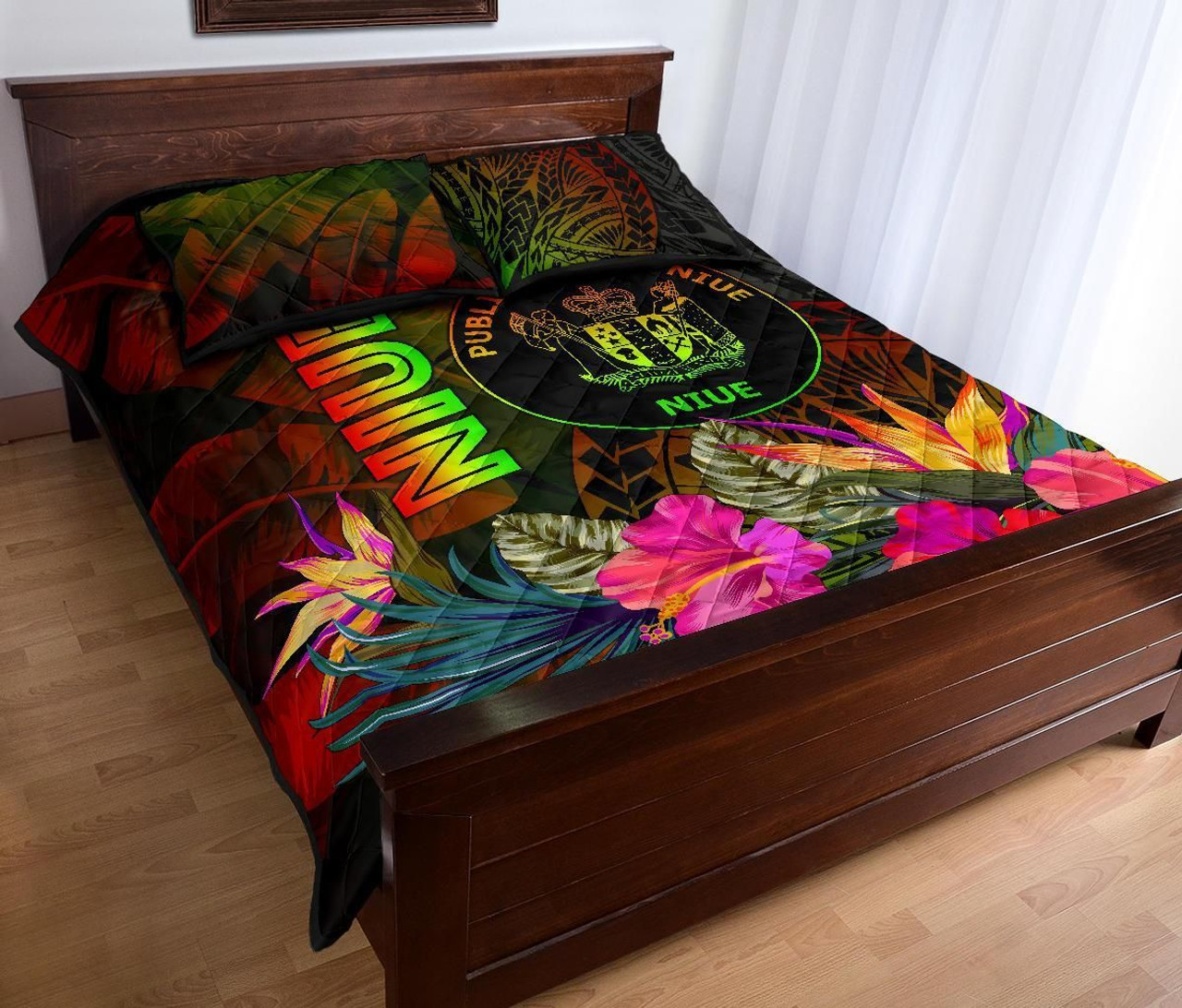 Niue Polynesian Quilt Bed Set - Hibiscus and Banana Leaves 3