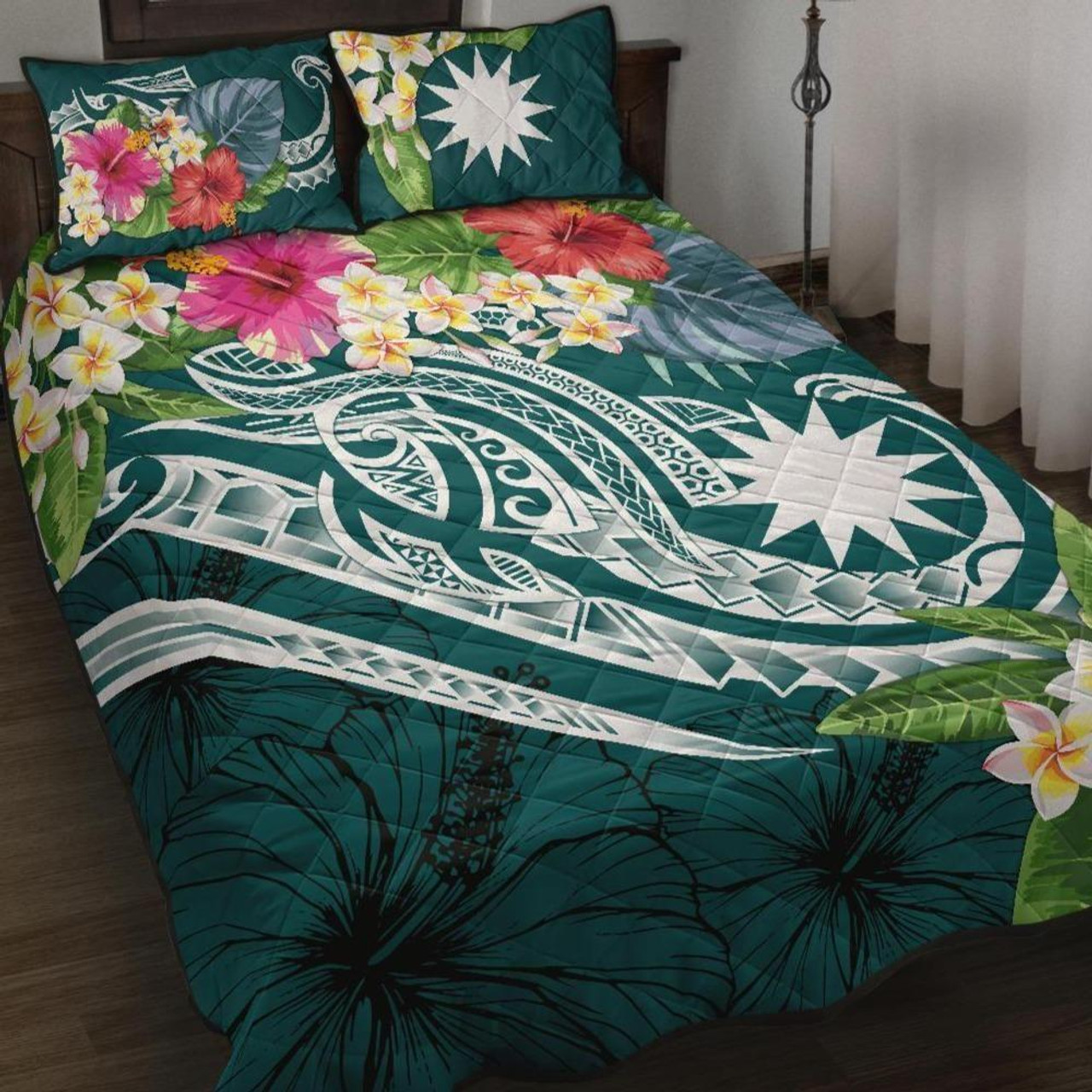 Nauru Polynesian Quilt Bed Set - Summer Plumeria (Turquoise) 1