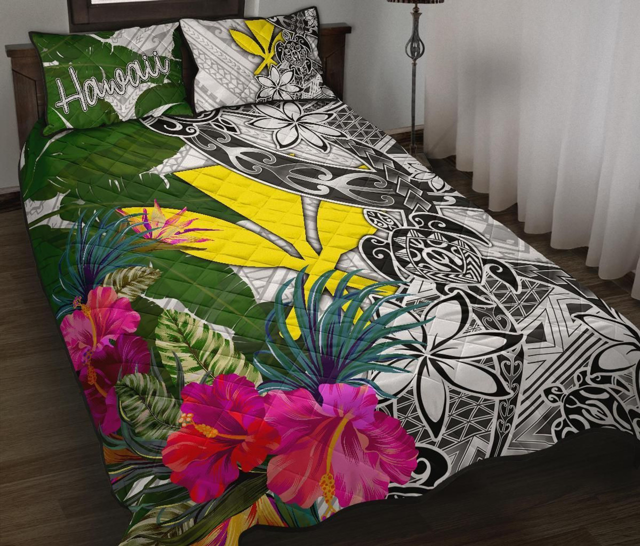 Hawaii Quilt Bed Set White - Turtle Plumeria Banana Leaf 1