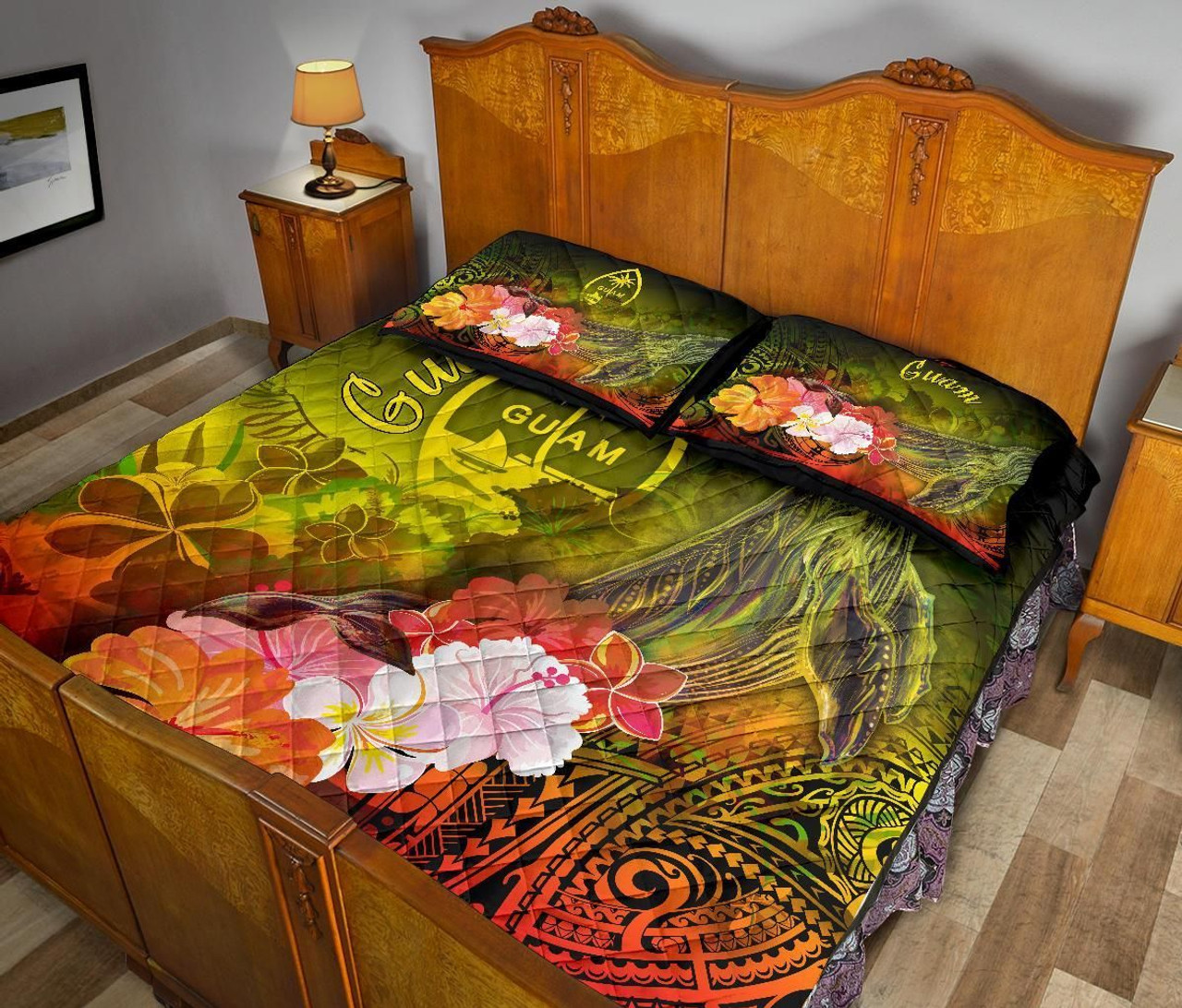 Guam Quilt Bed Set - Humpback Whale with Tropical Flowers (Yellow) 4