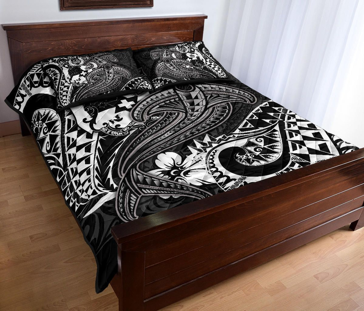 Tonga Quilt Bed Set - White Shark Polynesian Tattoo 3