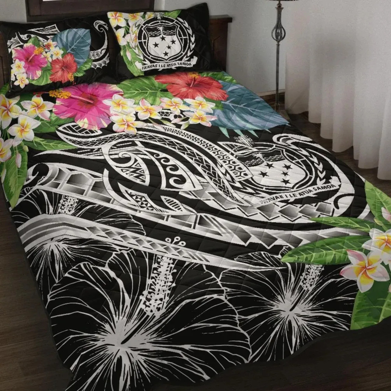Polynesian Samoa Quilt Bed Set - Summer Plumeria (Black) 1