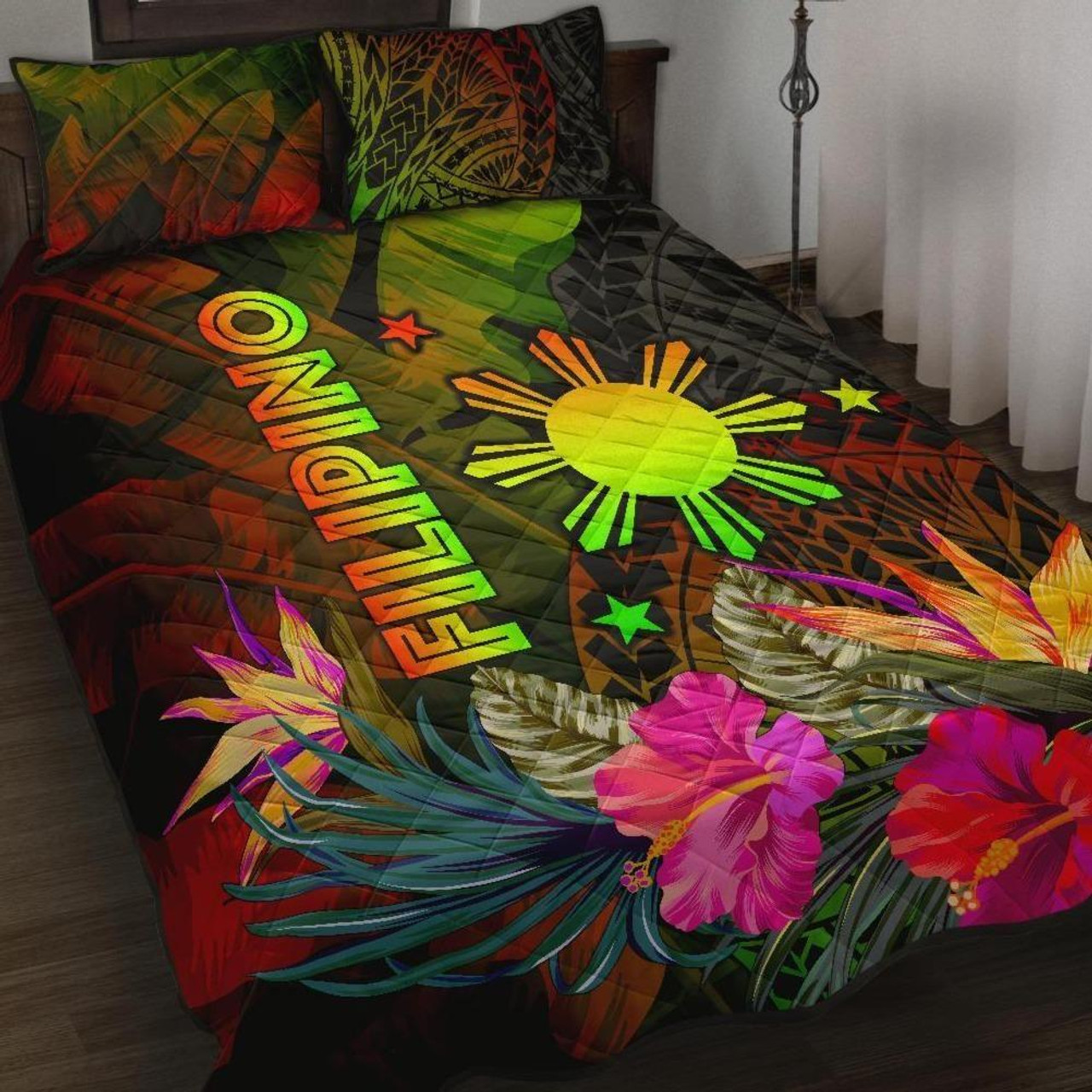 The Philippines Polynesian Quilt Bed Set - Hibiscus and Banana Leaves 1