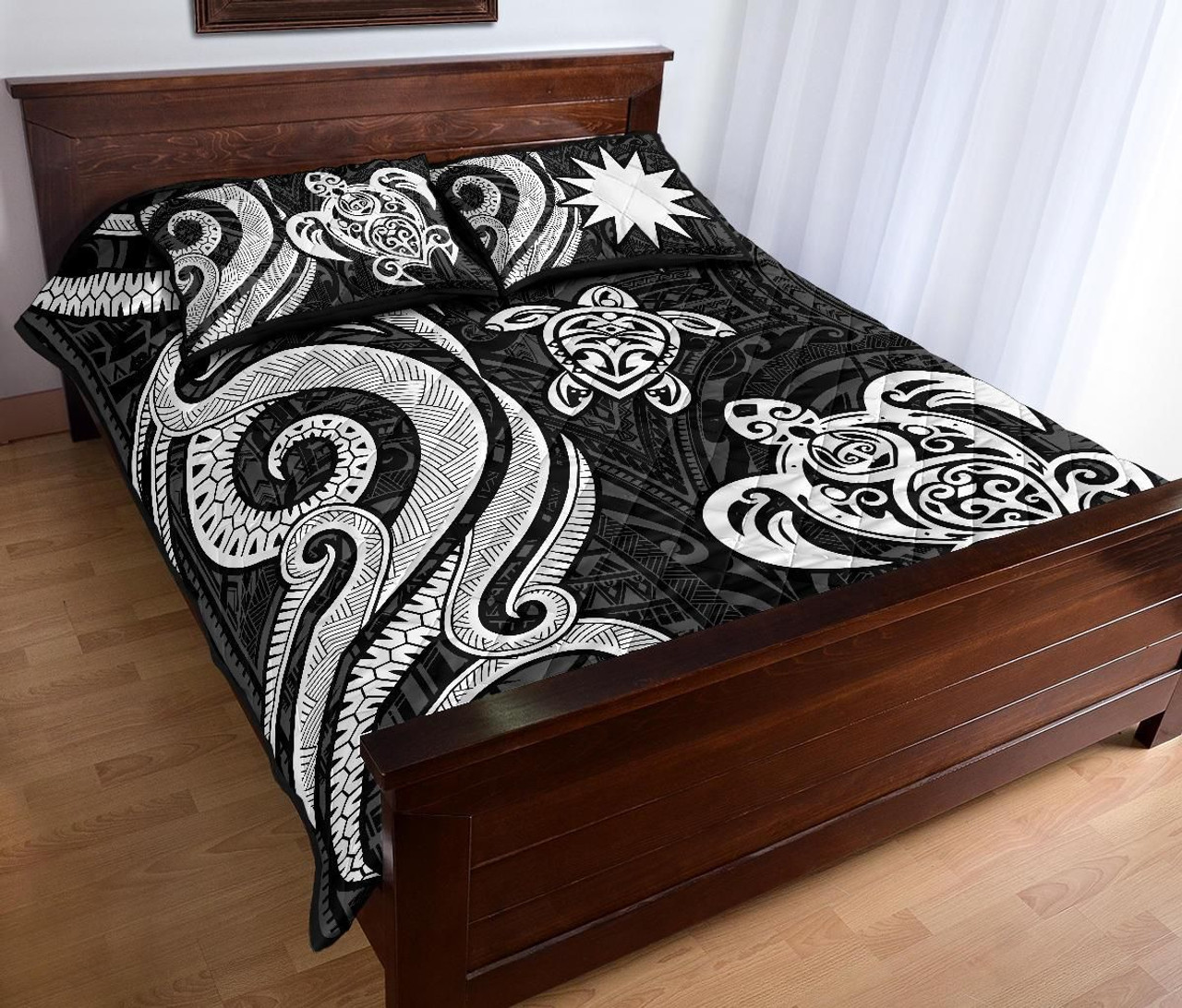 Nauru Quilt Bed Set - White Tentacle Turtle 3