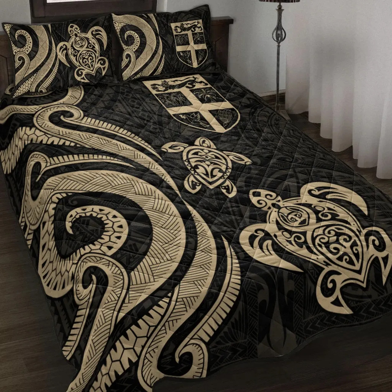 Fiji Quilt Bed Set - Gold Tentacle Turtle 1