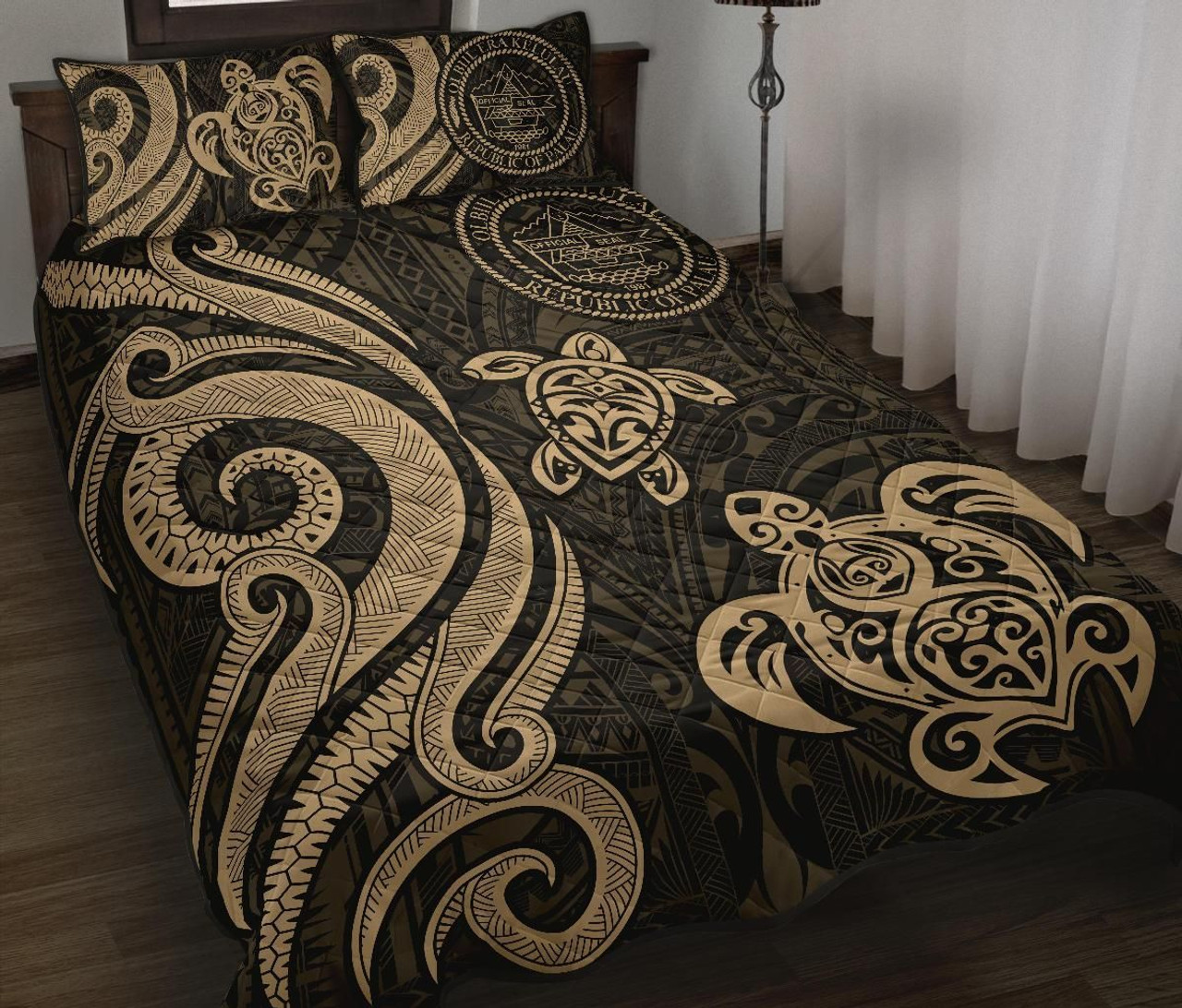 Palau Quilt Bed Set - Gold Tentacle Turtle 1