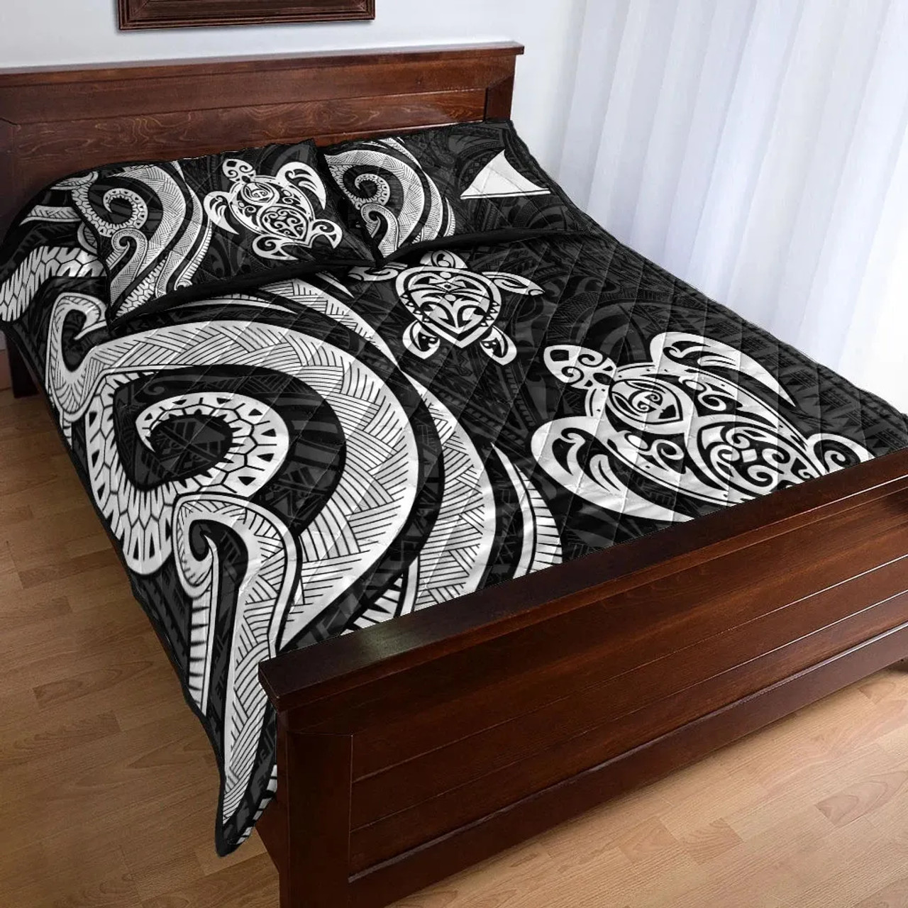 Tokelau Quilt Bed Set - White Tentacle Turtle 3