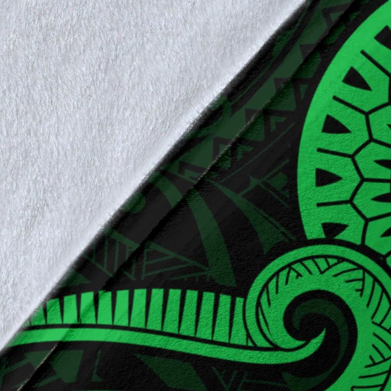 Palau Premium Blanket - Green Tentacle Turtle 7