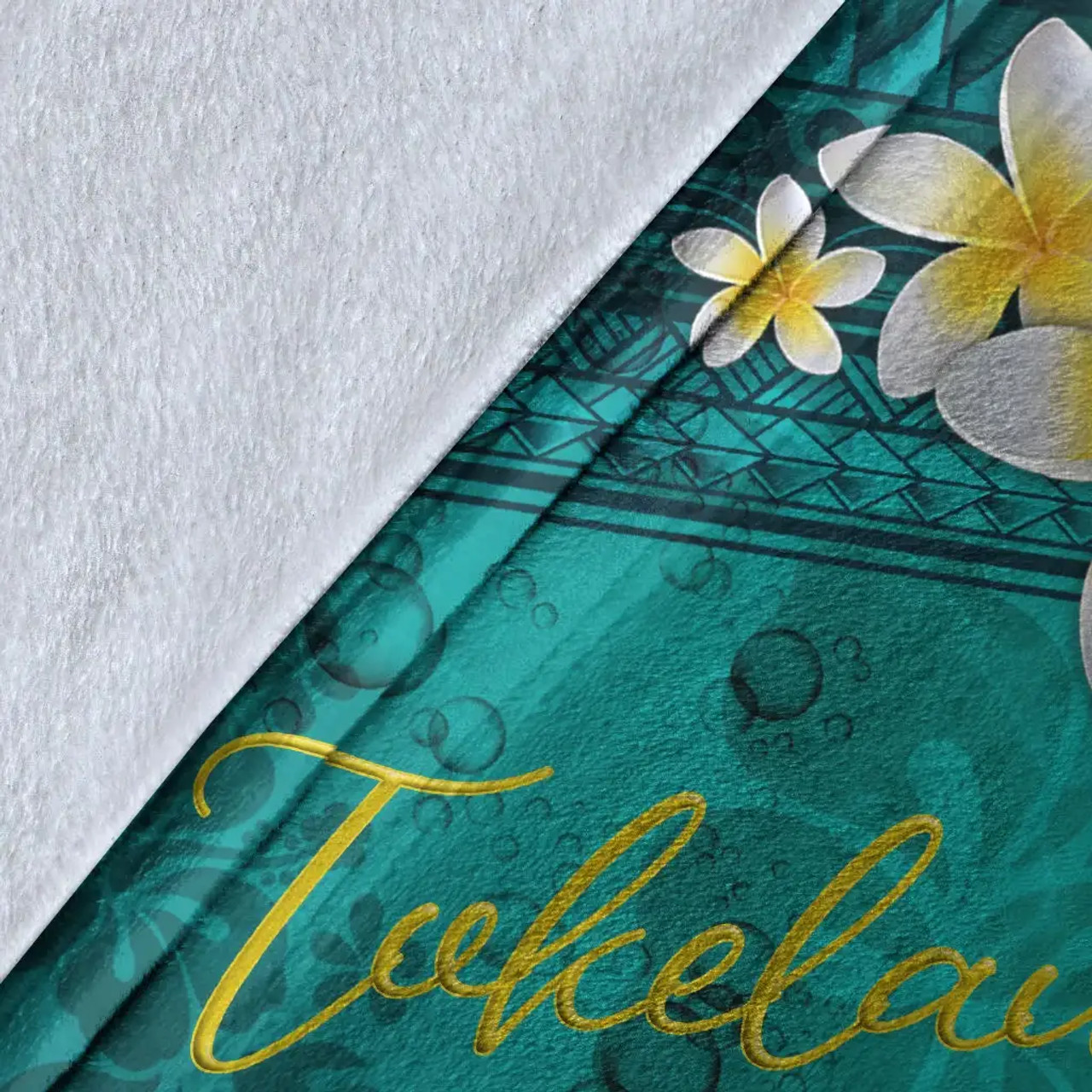 Tokelau Polynesian Blanket - Plumeria With Blue Ocean 2