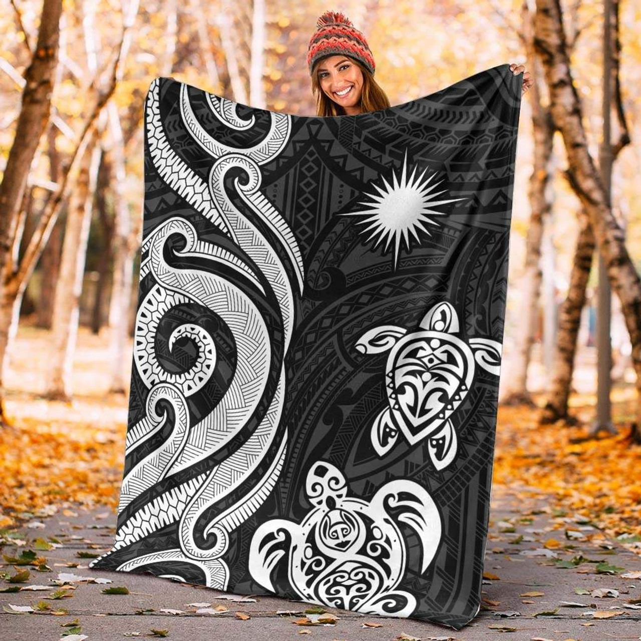 Marshall Islands Premium Blanket - White Tentacle Turtle Crest 2