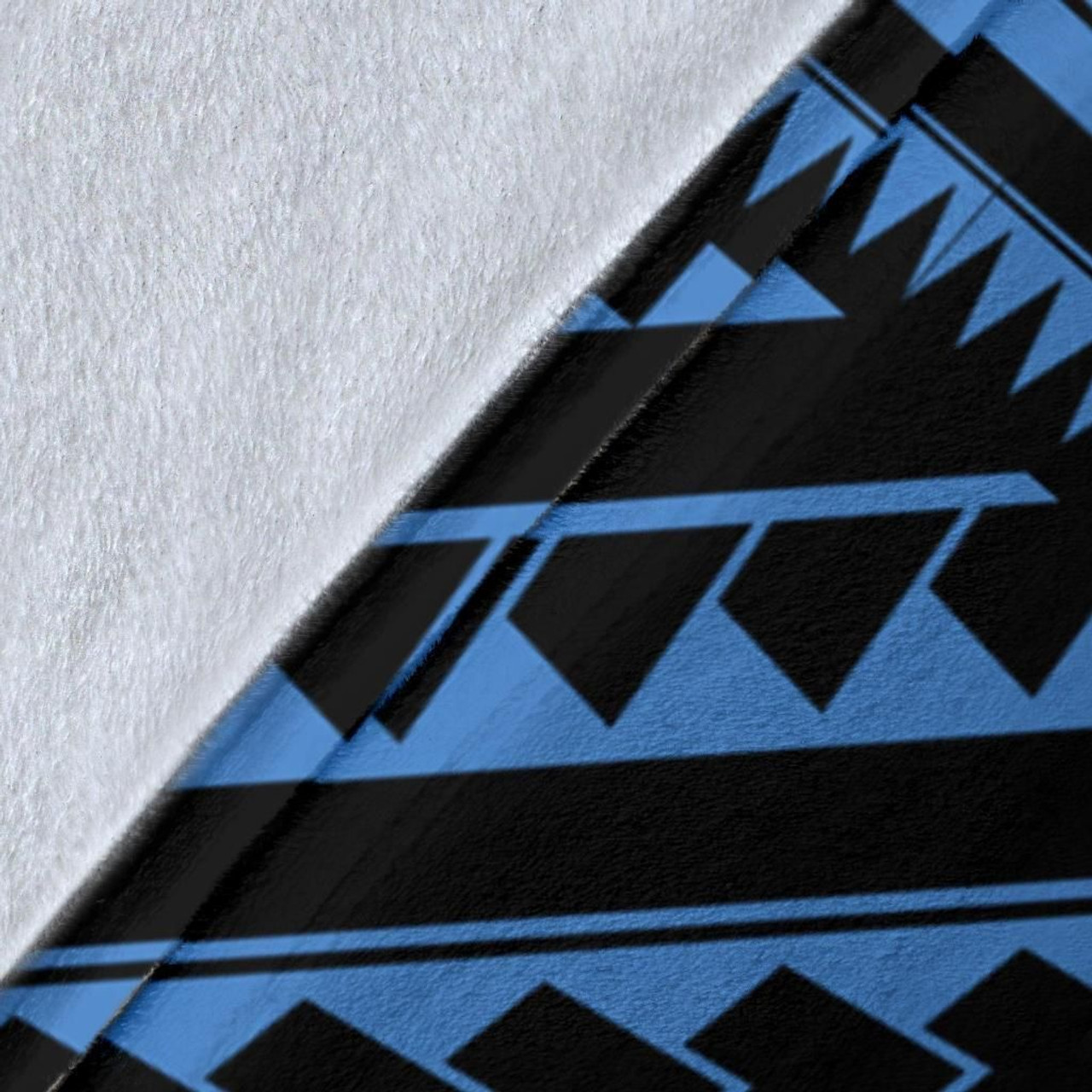 Kosrae Premium Blanket - Kosrae Flag In Polynesian Tattoo Style (Blue) 5
