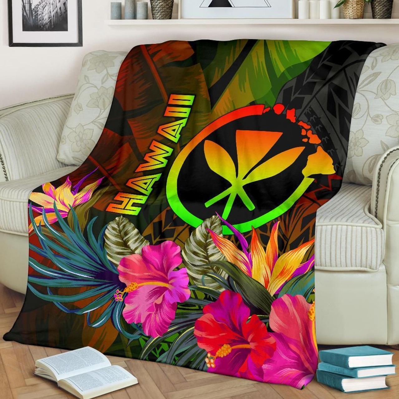 Polynesian Hawaii Kanaka Maoli Polynesian Premium Blanket -  Hibiscus and Banana Leaves 2